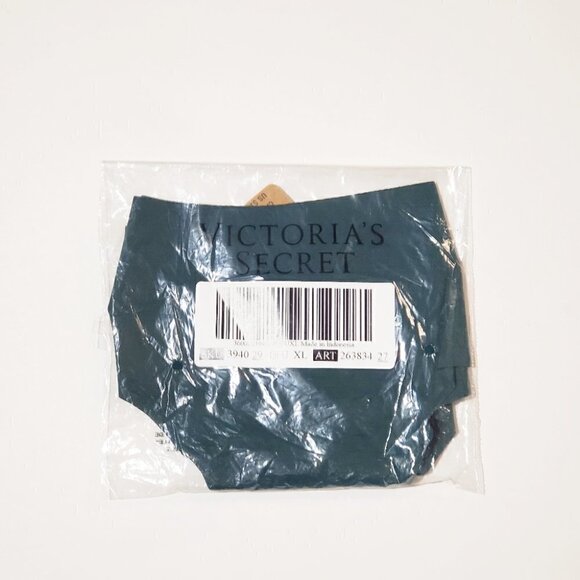 Pink Victoria’s Secret Dark Garden With Graphic Panty Size M - Picture 3 of 3